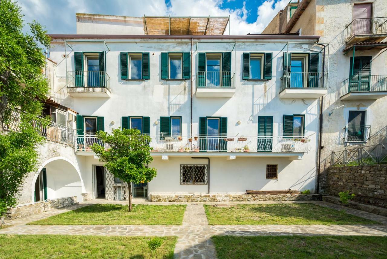 Borgo Dei Saraceni - Domus Indomita Acomodação com café da manhã Agropoli Exterior foto